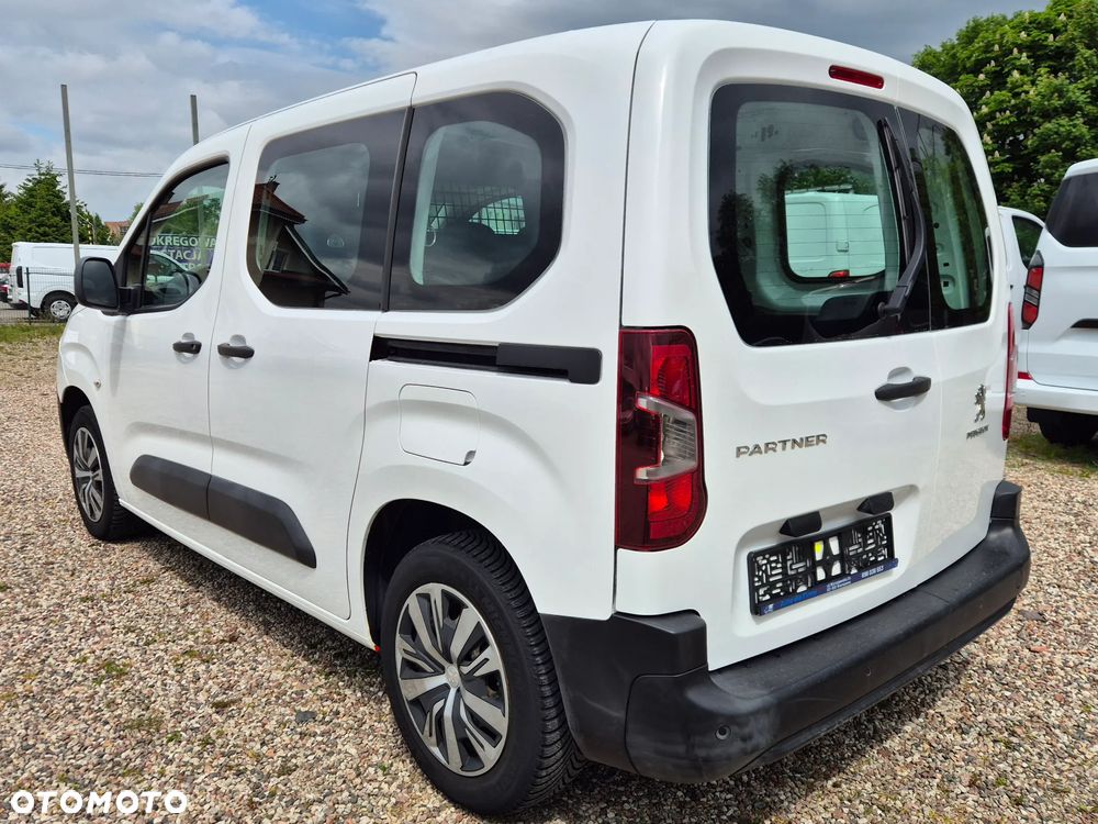 Peugeot Partner }{ Automat }{ 130KM }{ FV VAT }{ 2x drzwi przesuwne } - 6