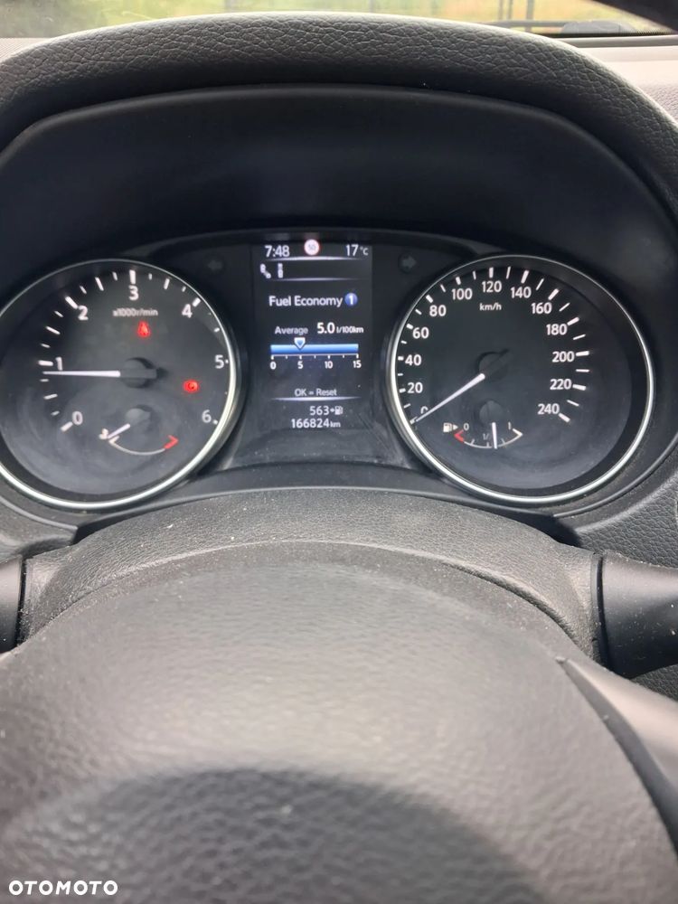 Nissan Qashqai 1.5 dCi TEKNA+ - 10