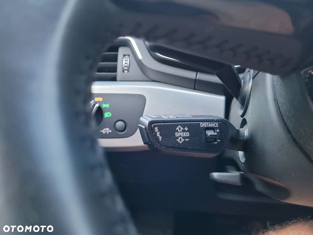 Audi A4 Avant 2.0 TDI S tronic quattro - 30