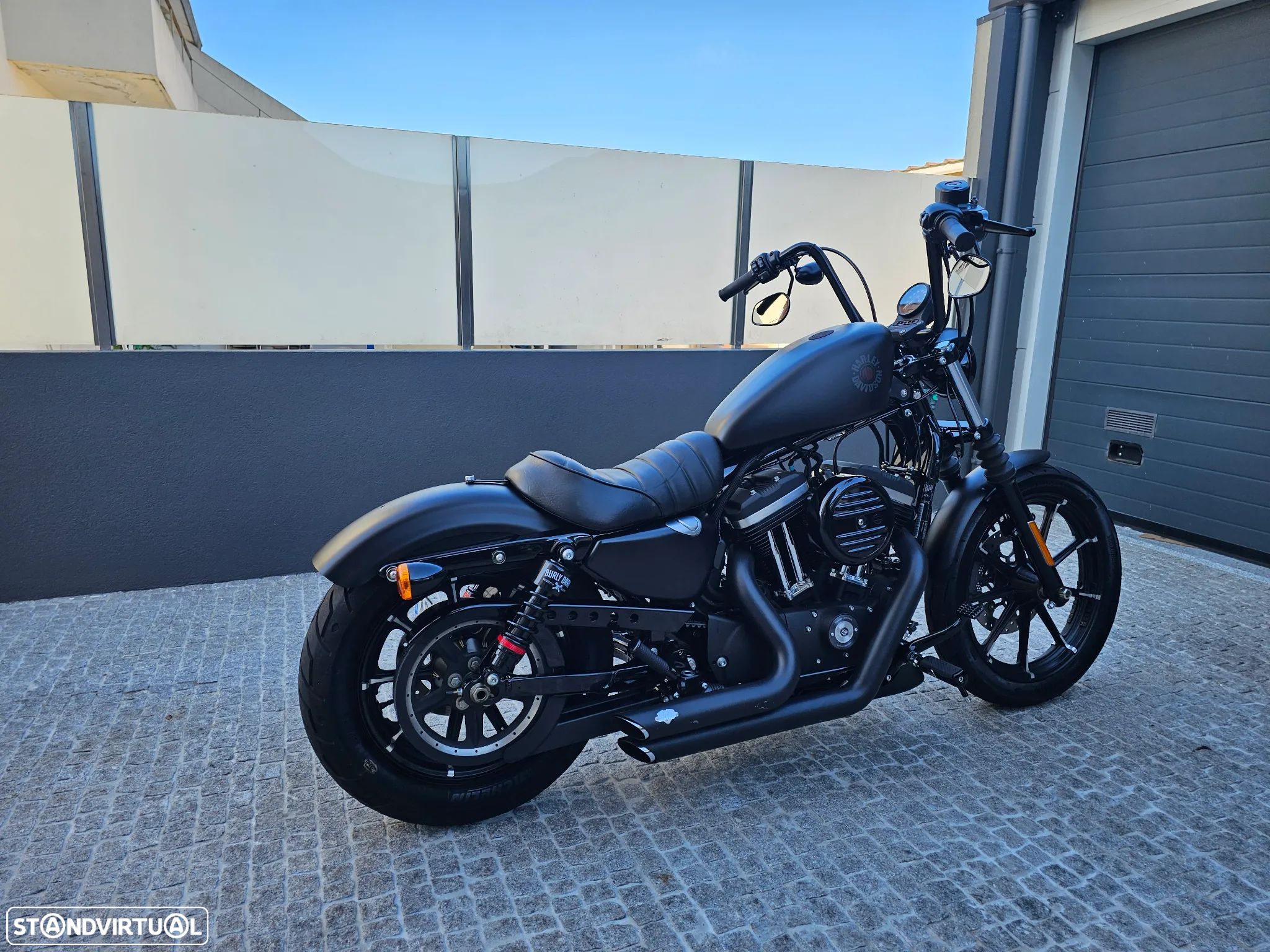 Harley-Davidson Sportster SPORTSTER XL883N Iron - 1