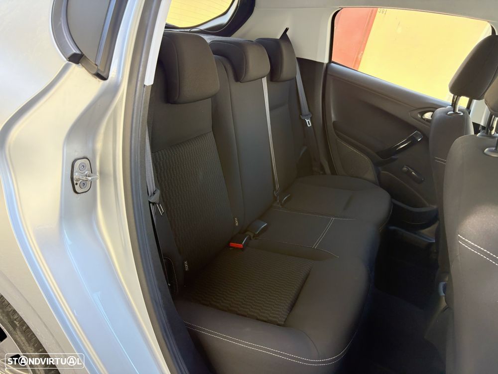 Peugeot 208 1.6 BlueHDi Style - 13