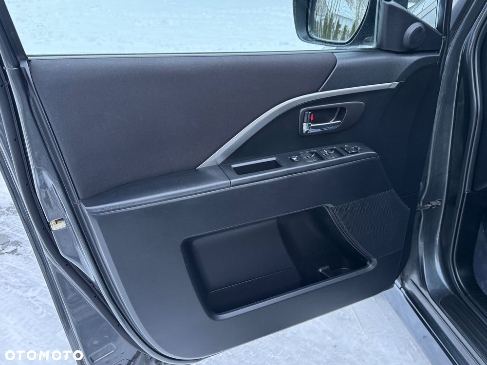 Mazda 5 2.0 MZR-DISI i-stop Business-Line - 26