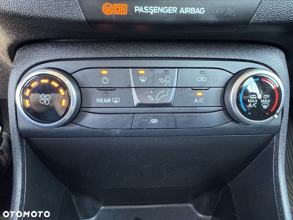 Ford Fiesta - 24