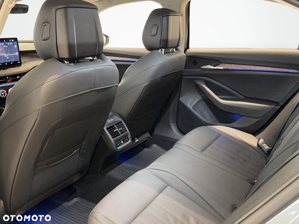Skoda Superb 2.0 TDI SCR L&K DSG - 15