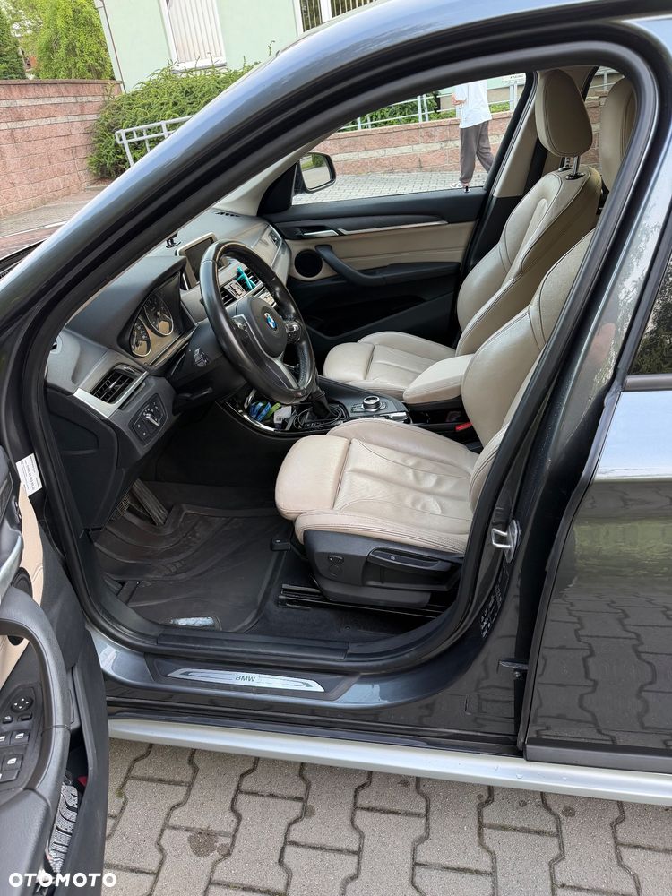 BMW X1 xDrive20d - 9