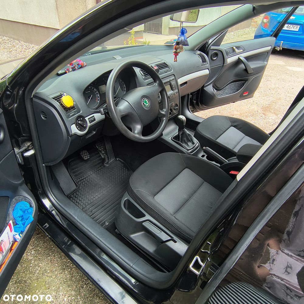 Skoda Octavia 1.6 FSI Classic - 15
