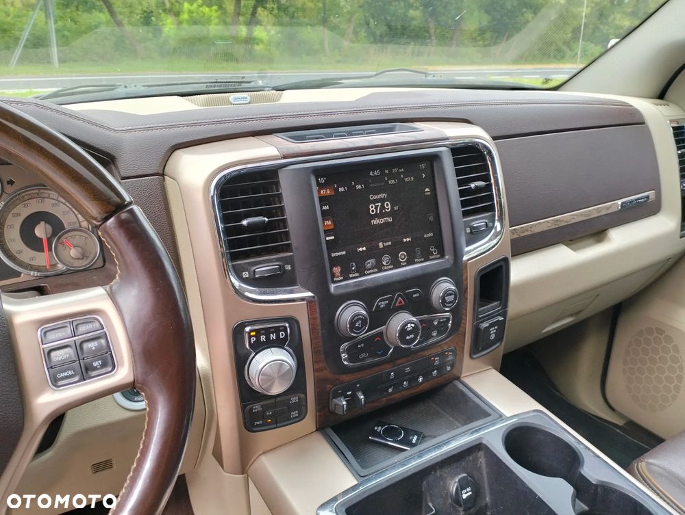 RAM 1500 5.7 Crew Cab Longhorn - 22