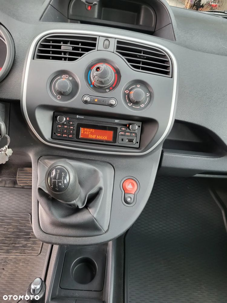 Renault Kangoo 1.5 dCi Business Eu6 - 21