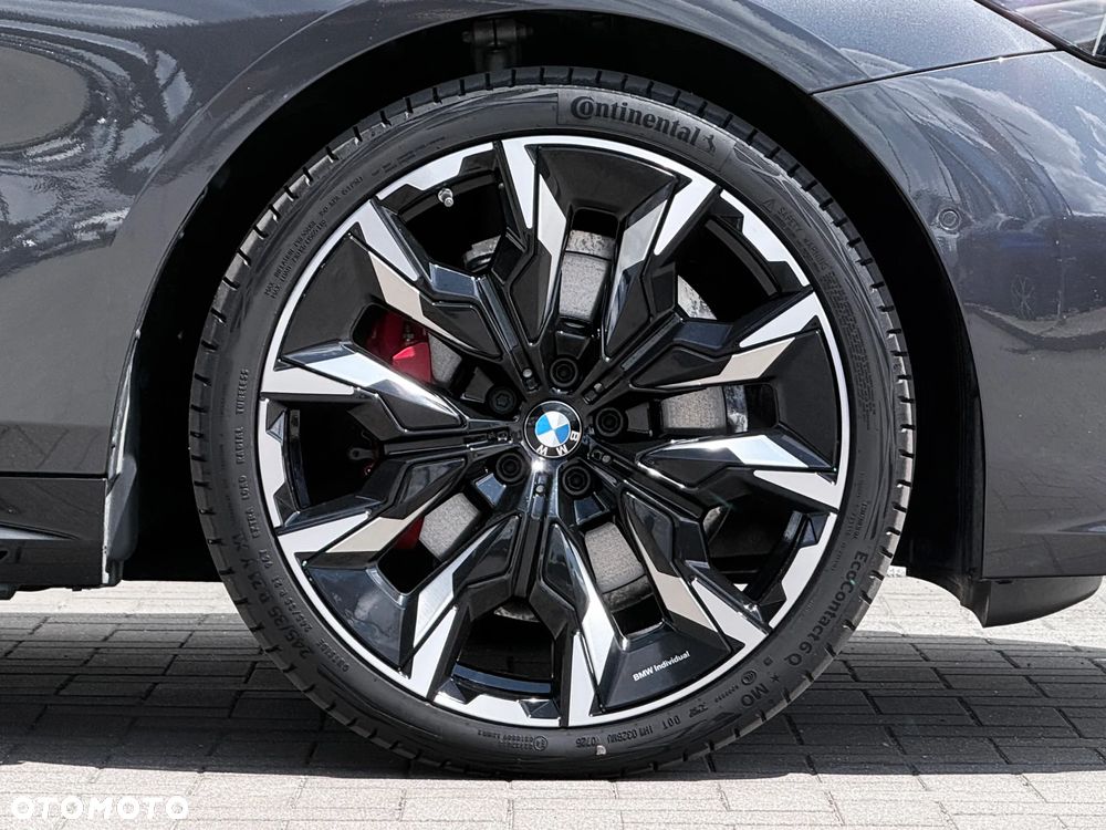 BMW Seria 5 520i - 14