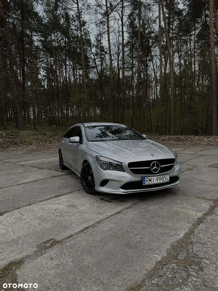 Mercedes-Benz CLA 180 d - 1
