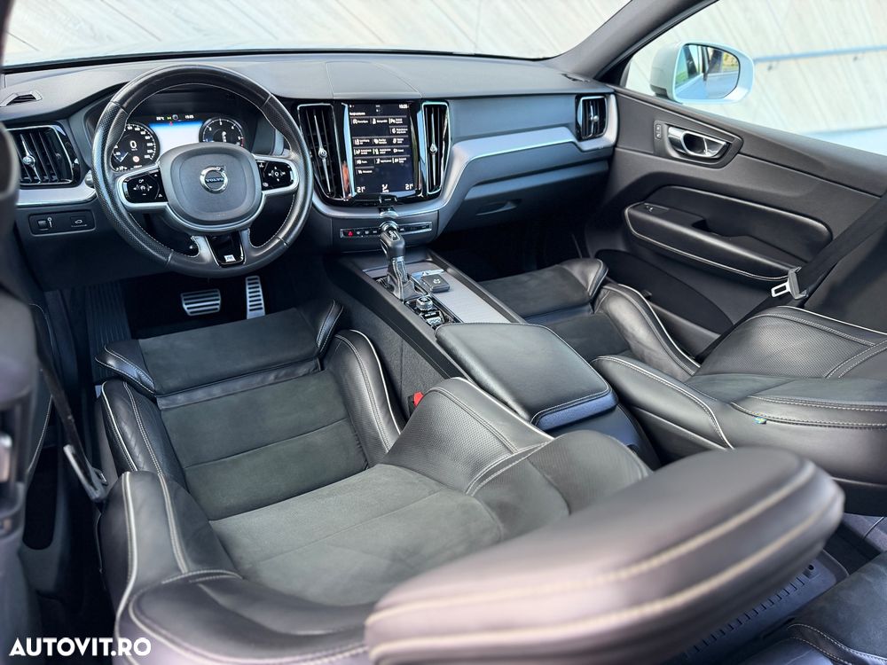 Volvo XC 60 D4 AWD Geartronic RDesign - 17