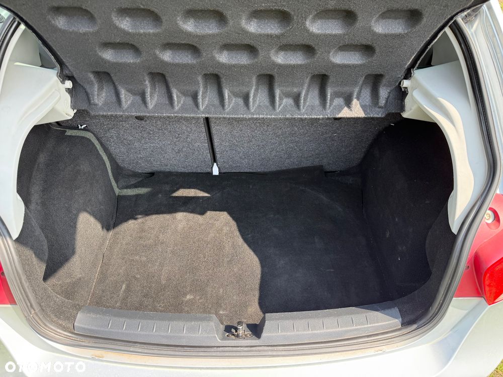 Seat Ibiza 1.6 16V Style - 8