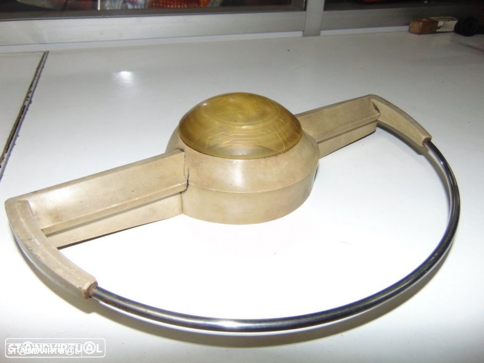 Peugeot - centro do volante - 2