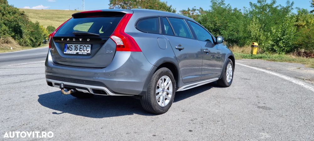 Volvo V60 D3 Kinetic - 3