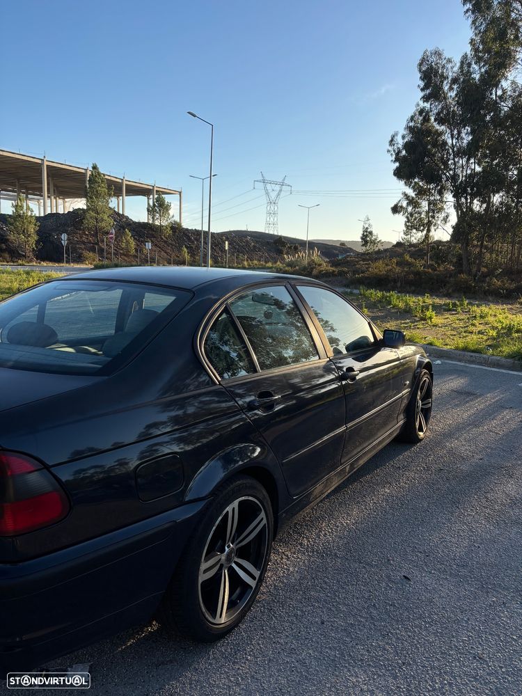BMW 320 d - 6