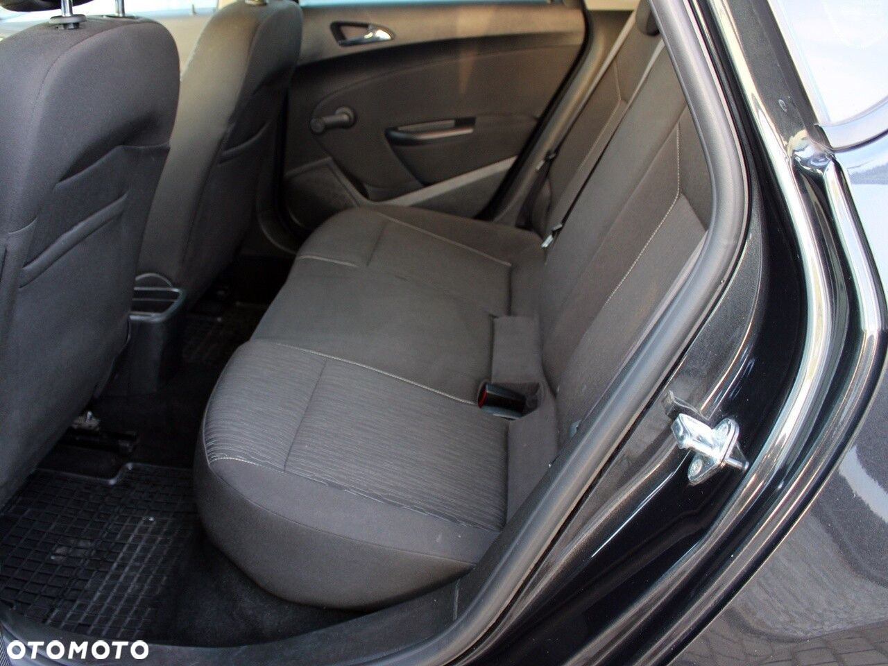 Opel Astra IV 1.6 Enjoy - 13