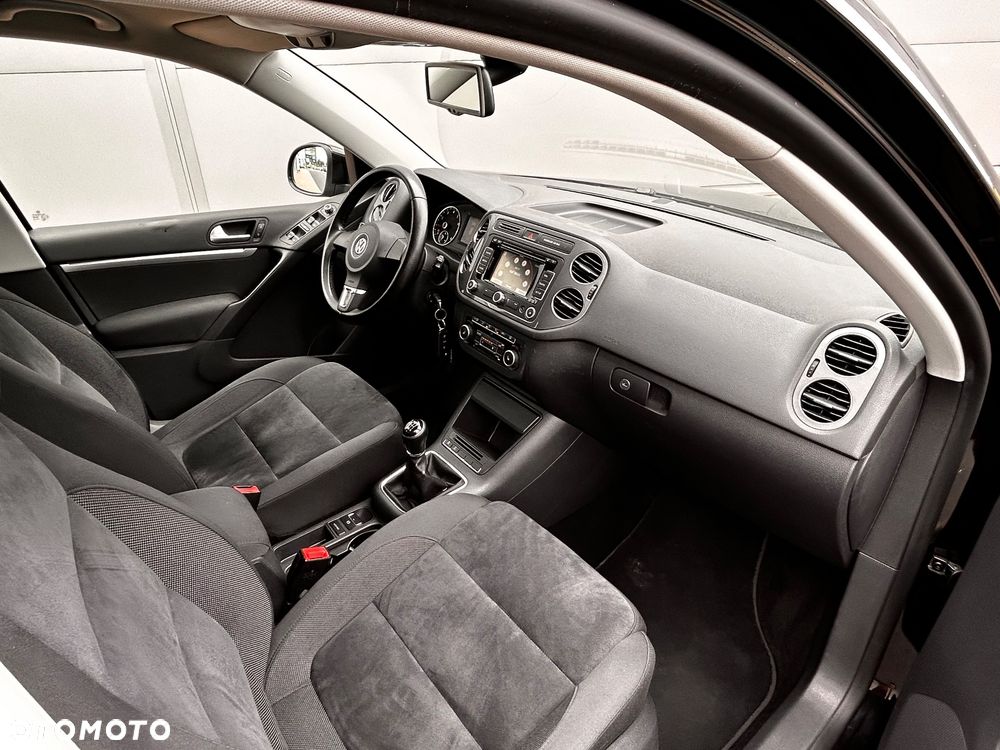 Volkswagen Tiguan 1.4 TSI BlueMotion Technology Exclusive - 27