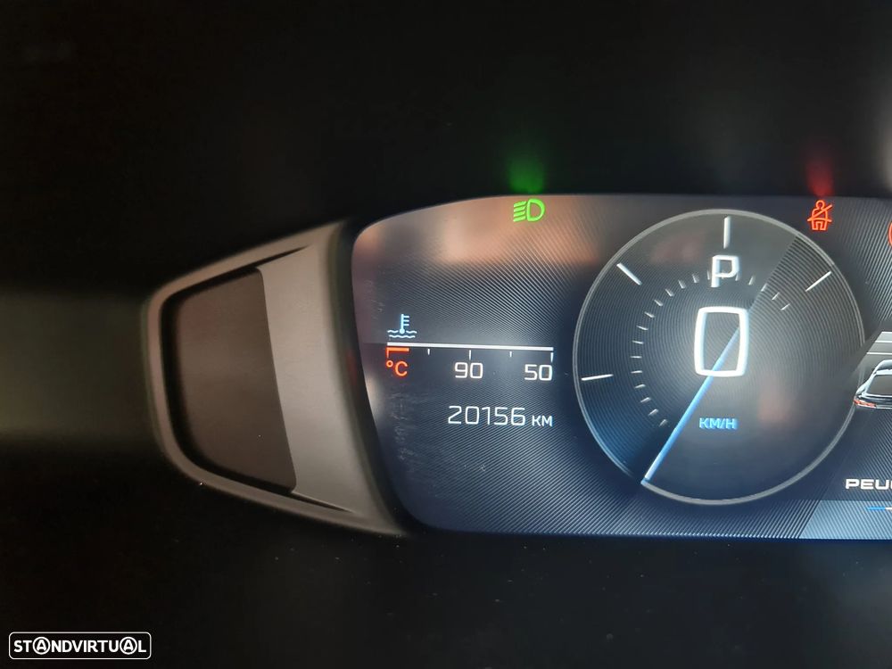 Peugeot 408 1.2 PureTech Allure EAT8 - 28
