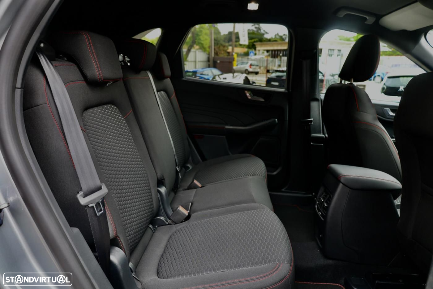 Ford Kuga 2.5 PHEV ST-Line - 9