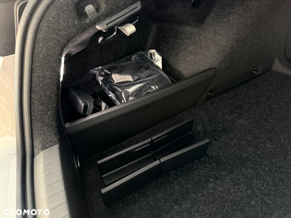 Skoda Octavia 2.0 TSI RS DSG - 32