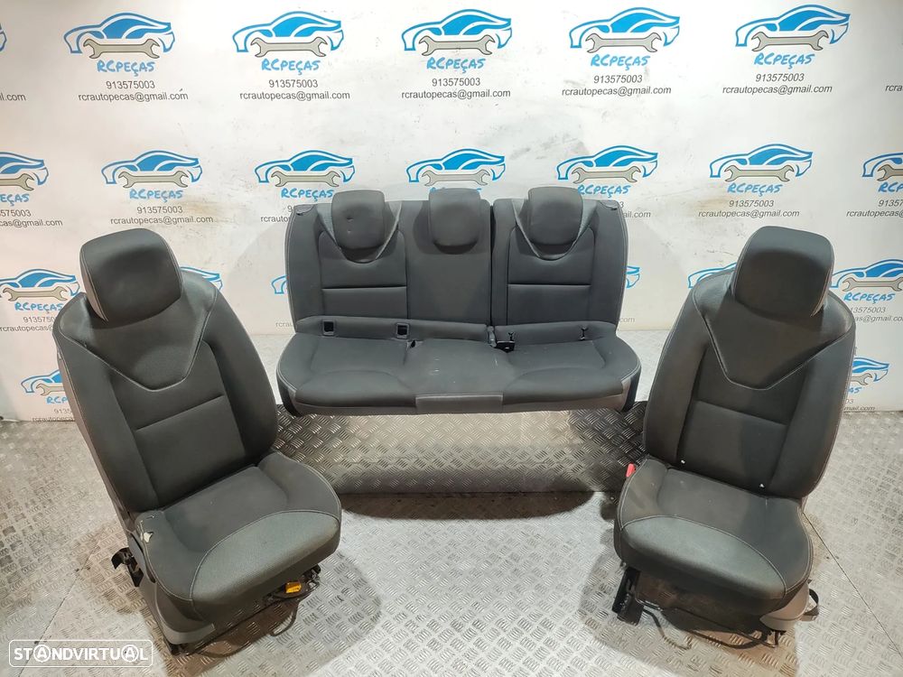 Conjunto Bancos Tecido Renault Clio IV 4 - 12