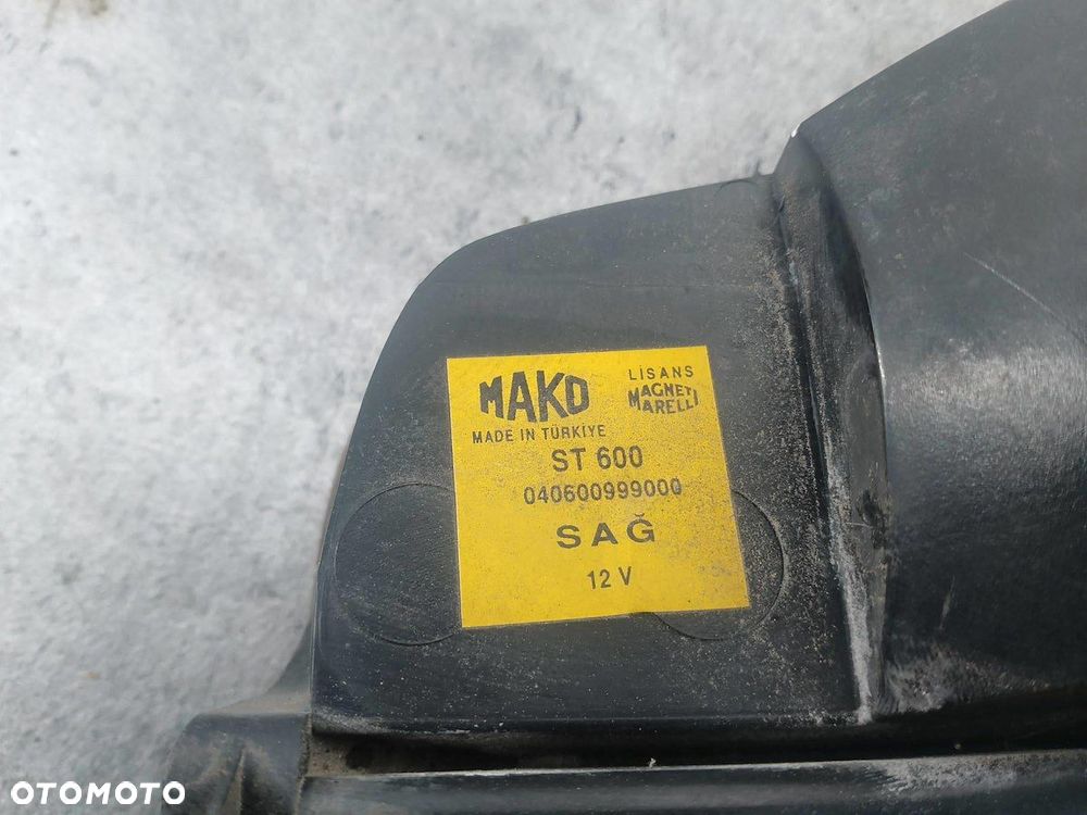 LAMPA TYLNA PRAWA FIAT DOBLO I 040600999000  40600748 - 9