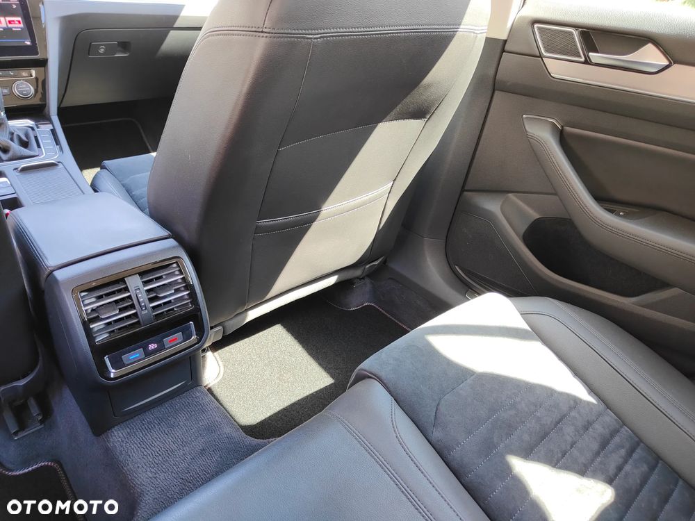 Volkswagen Passat Variant 1.8 TSI BMT Highline DSG - 13