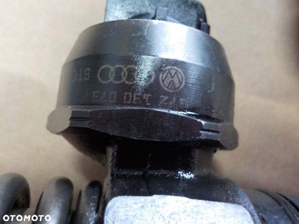 VW T5 2.5 TDI AXD WTRYSK WTRYSKI POMPOWTRYSK 07Z145073F - 3