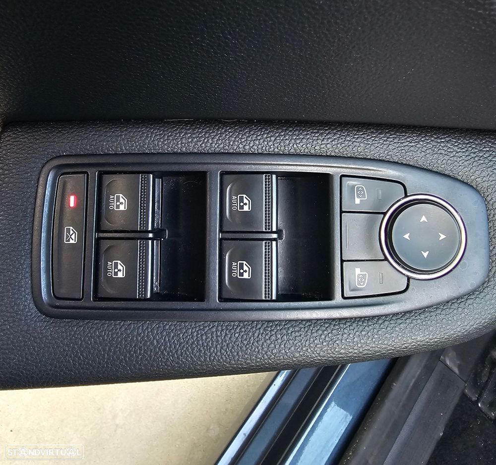 Renault Clio 1.0 TCe Evolution - 9