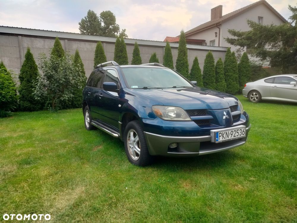 Mitsubishi Outlander 2.0 Comfort 4WD - 2
