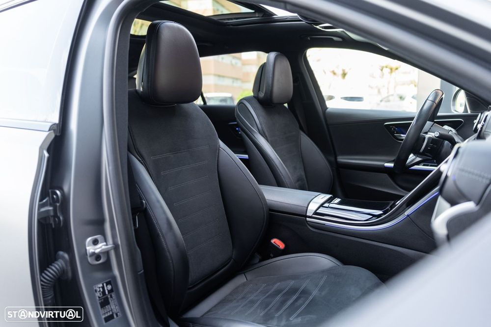 Mercedes-Benz C 300 e AMG Line - 25