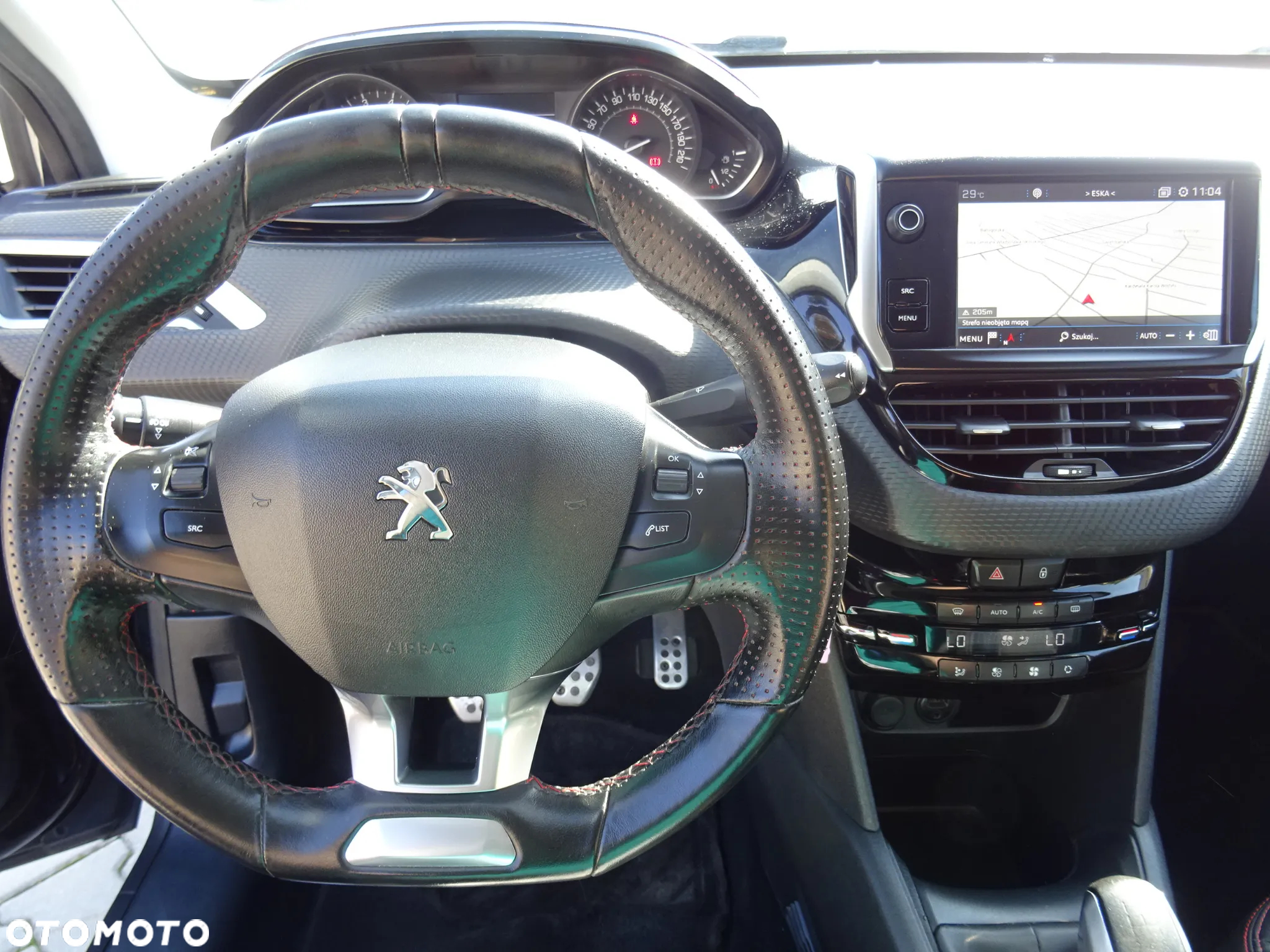 Peugeot 208 PureTech 110 Stop & Start Allure - 8