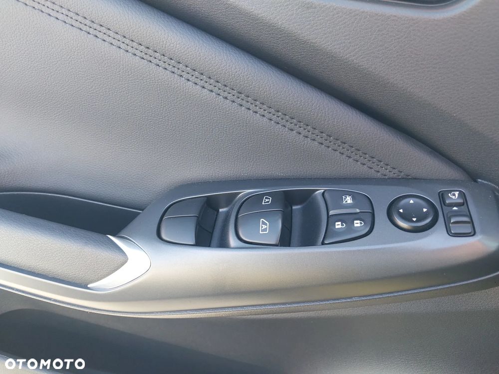 Nissan Juke 1.6 Hybrid N-Connecta AMT - 16