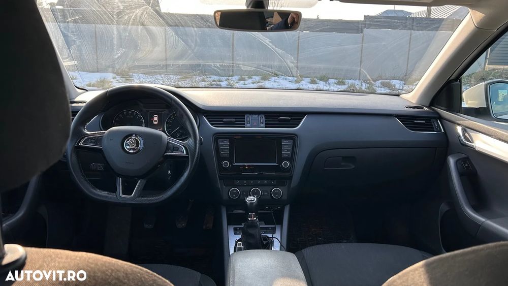 Skoda Octavia 2.0 TDI 4X4 Style - 11