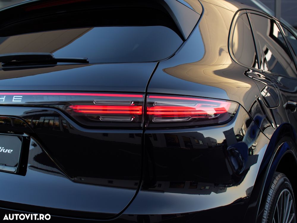 Porsche Cayenne S - 24