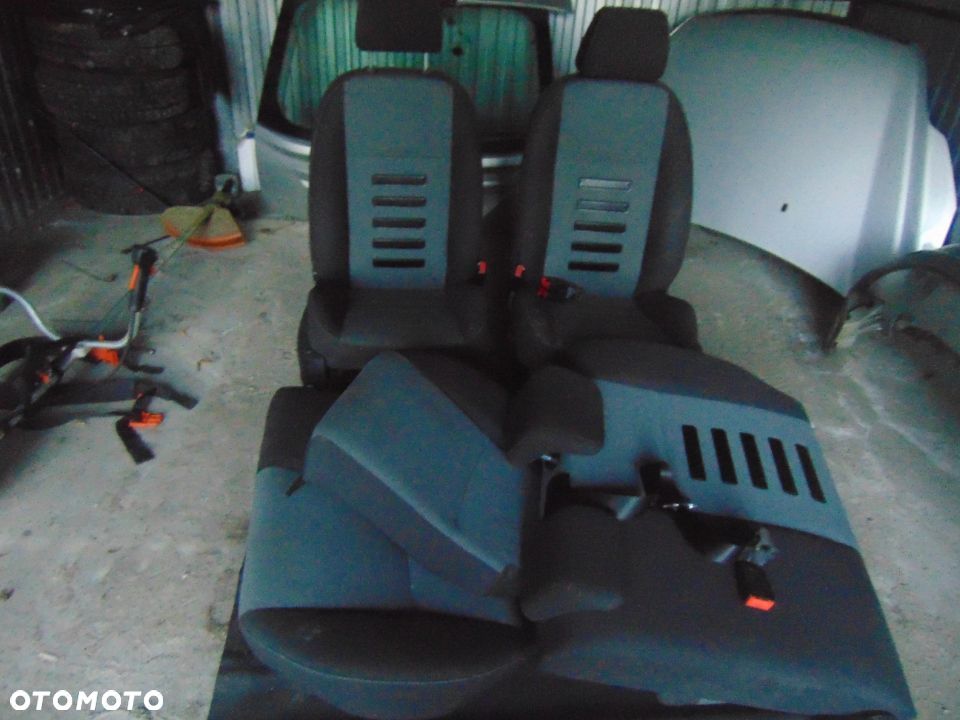 Fotele Ford focus 2 lift komplet Hatchback - 2