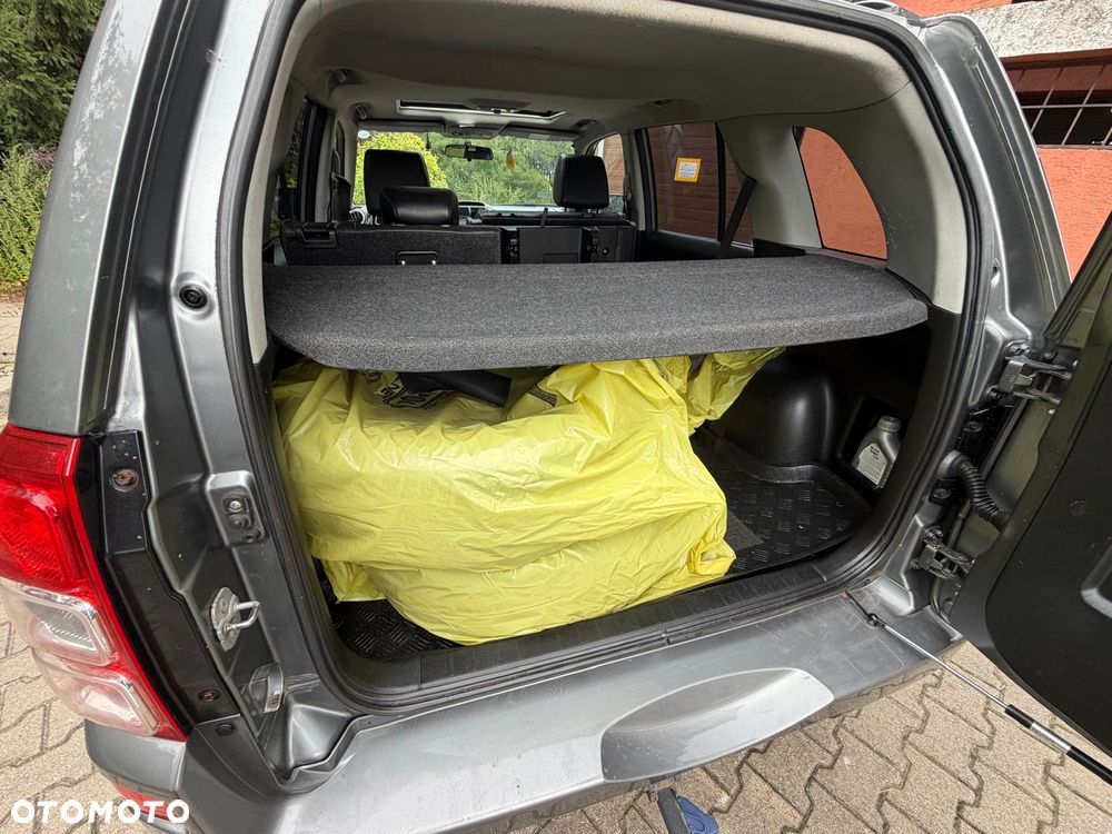 Suzuki Grand Vitara 2.0 De luxe - 9