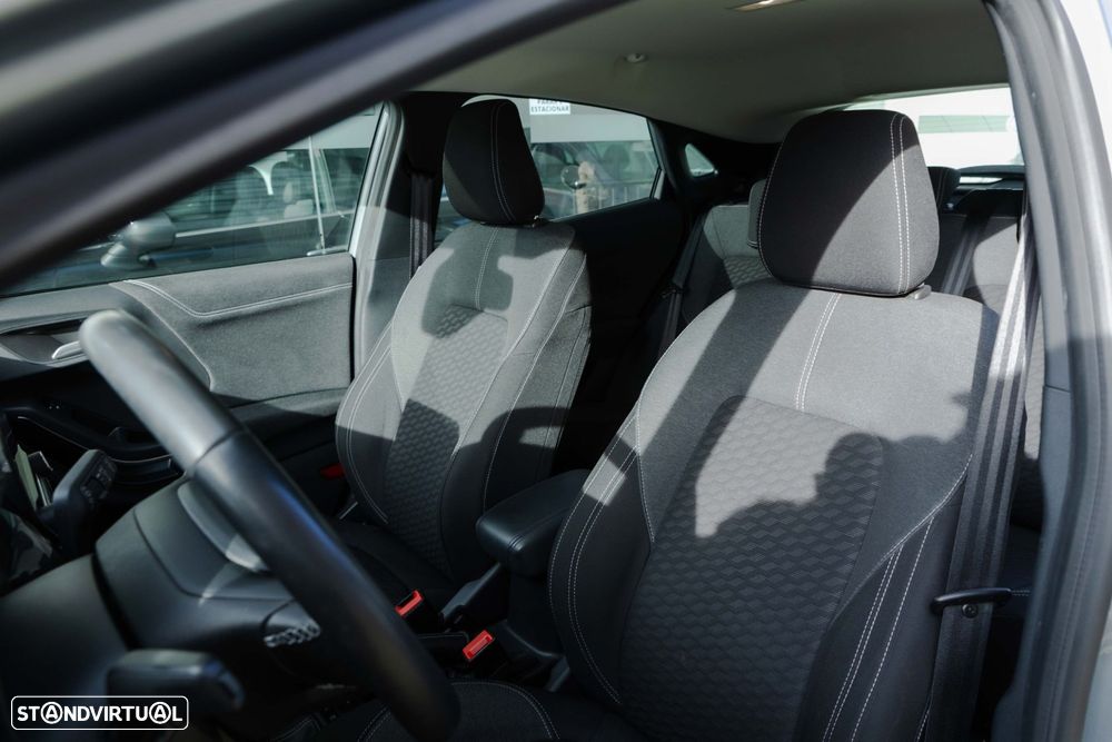 Ford Puma 1.0 EcoBoost MHEV Titanium - 12