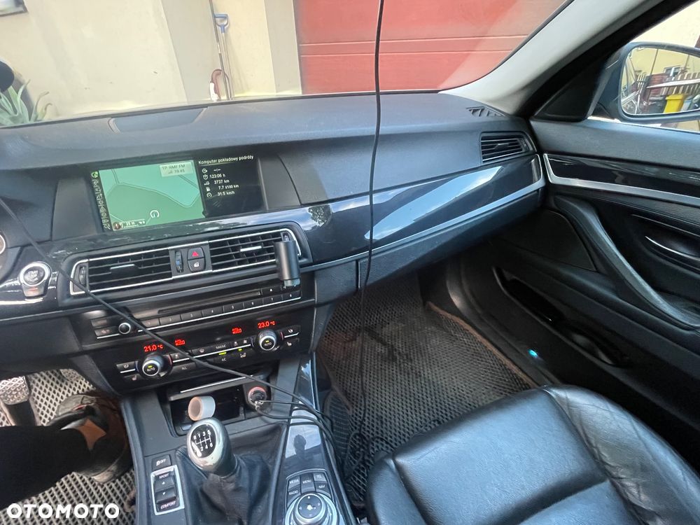 BMW Seria 5 520d Modern Line - 8