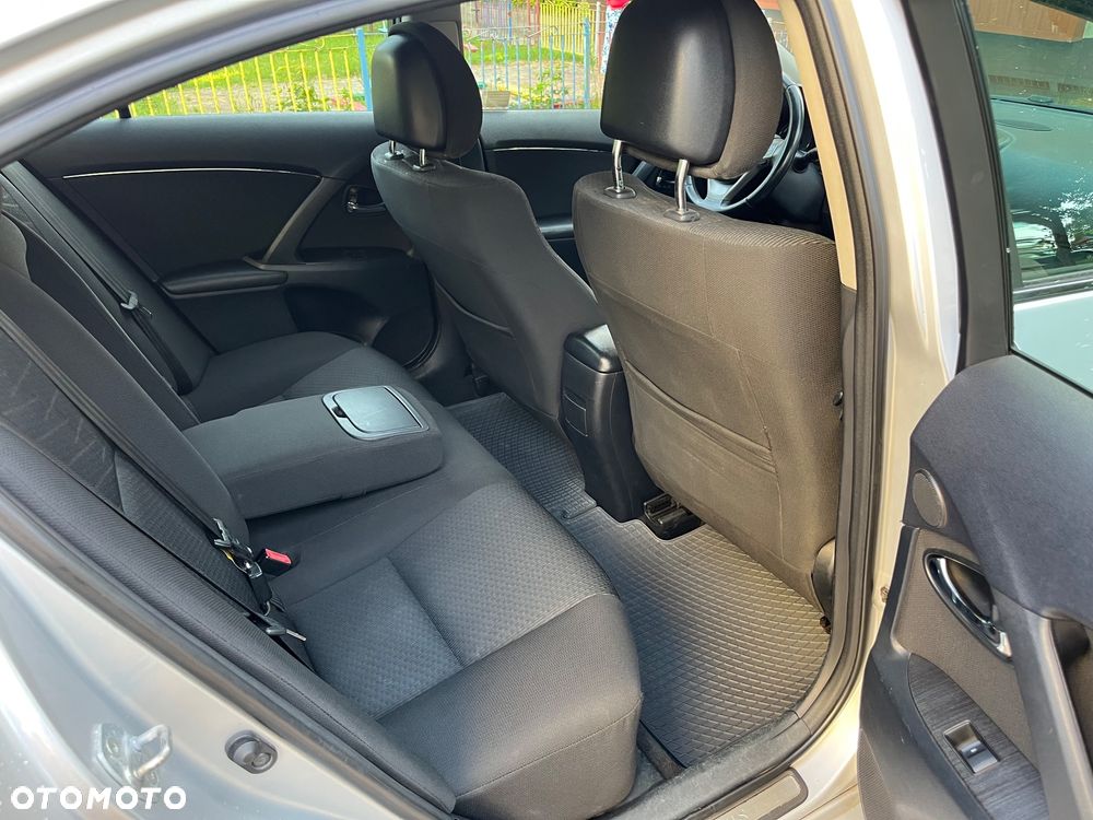 Toyota Avensis 2.0 Sol plus MS - 22