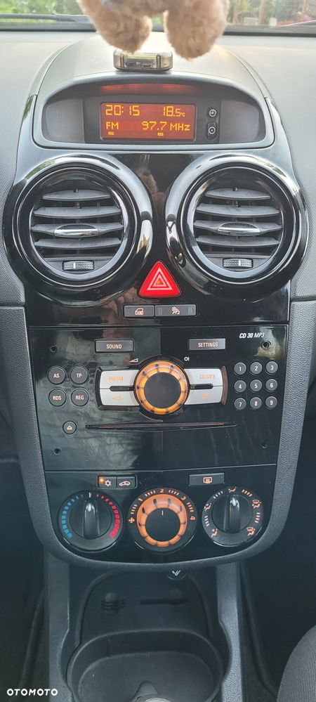 Opel Corsa 1.4 16V Navi - 18