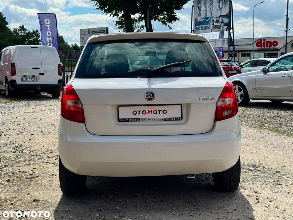 Skoda Fabia - 12