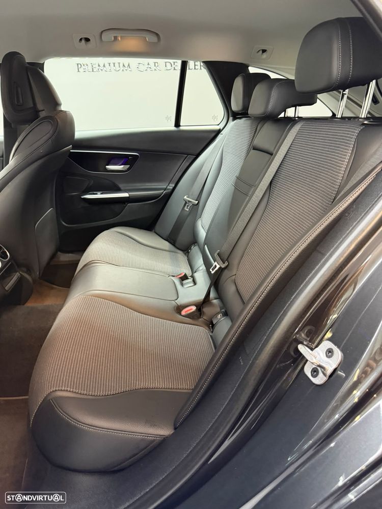 Mercedes-Benz C 300 e Avantgarde - 23