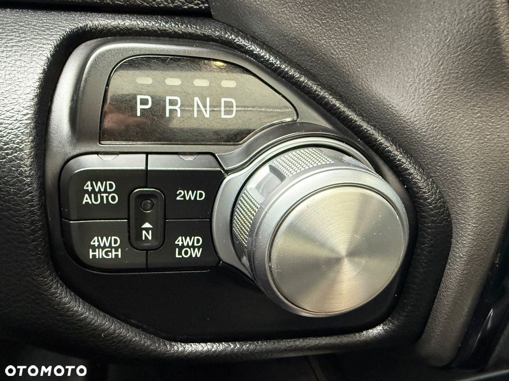 RAM 1500 Crew Cab MB Sport - 20