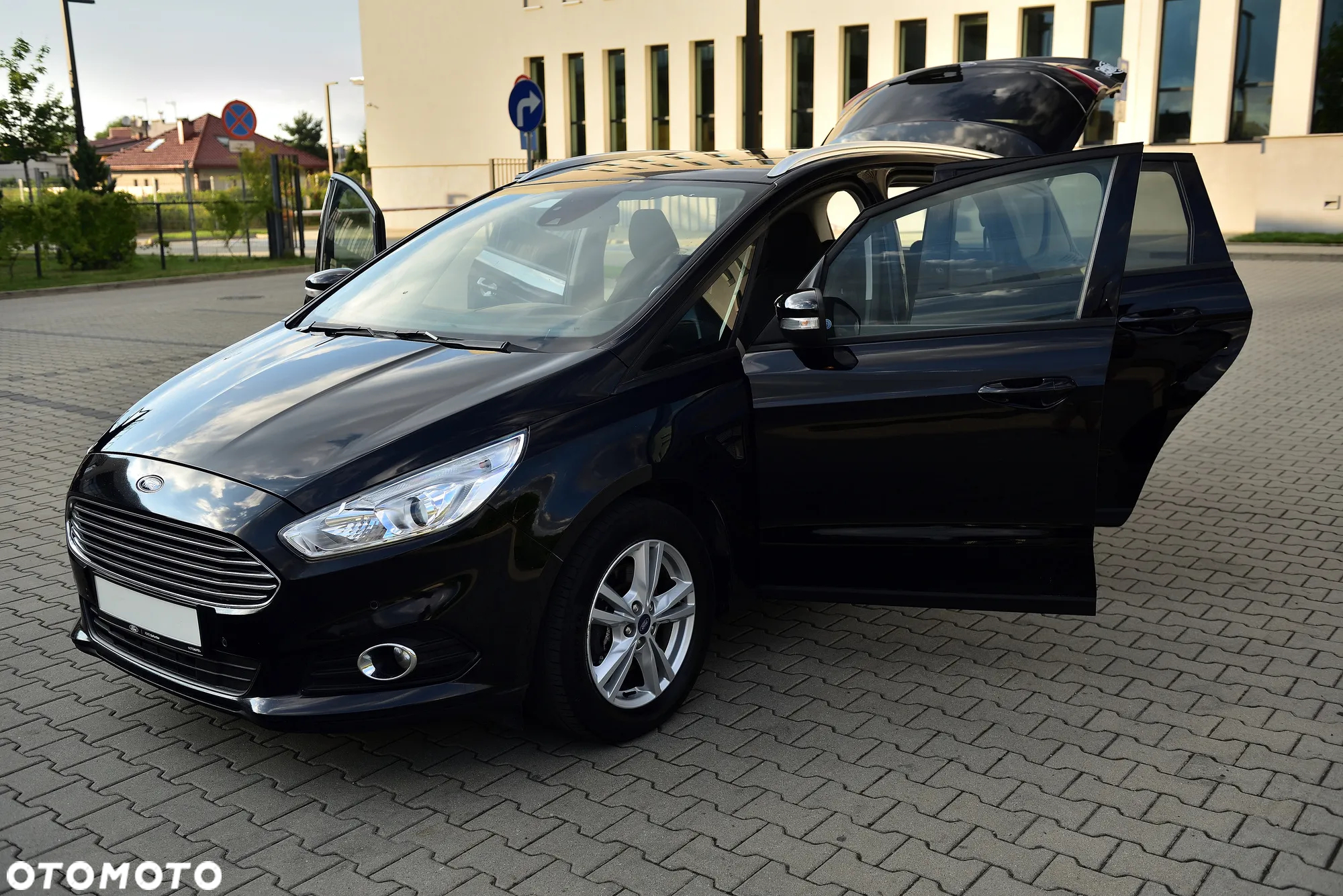 Ford S-Max 2.0 EcoBlue Titanium - 13