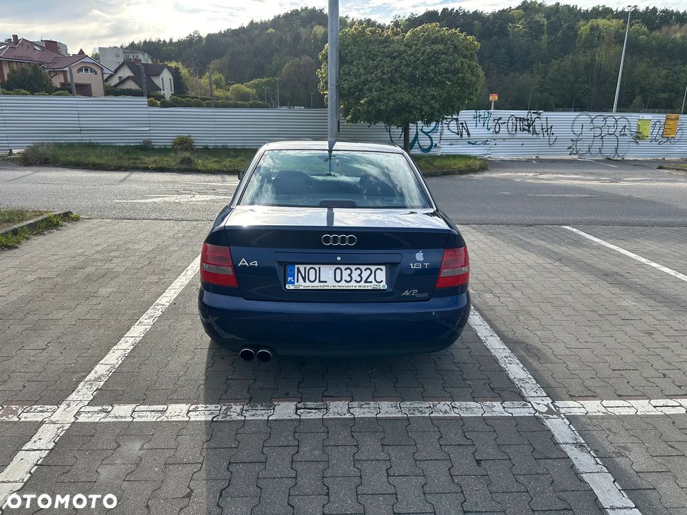 Audi A4 Limousine 1.8T - 4