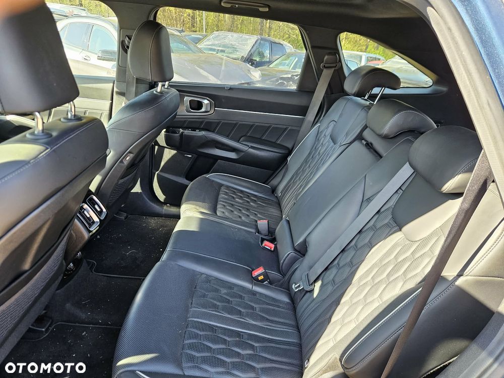 Kia Sorento 1.6T-GDI PHEV AWD OPF Platinum - 22