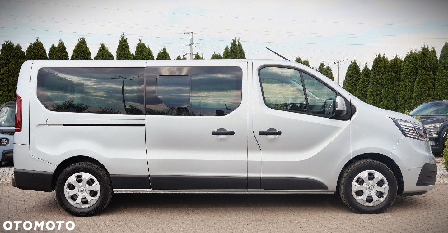 Renault Trafic SpaceClass 2.0 dCi EDC - 4