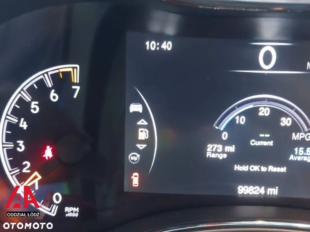 Jeep Grand Cherokee - 11