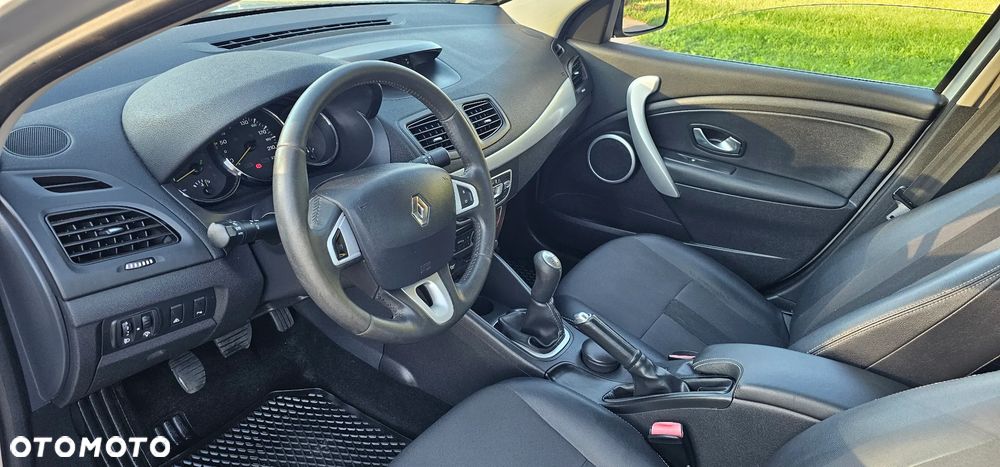 Renault Fluence 1.6 16V 110 Dynamique - 18